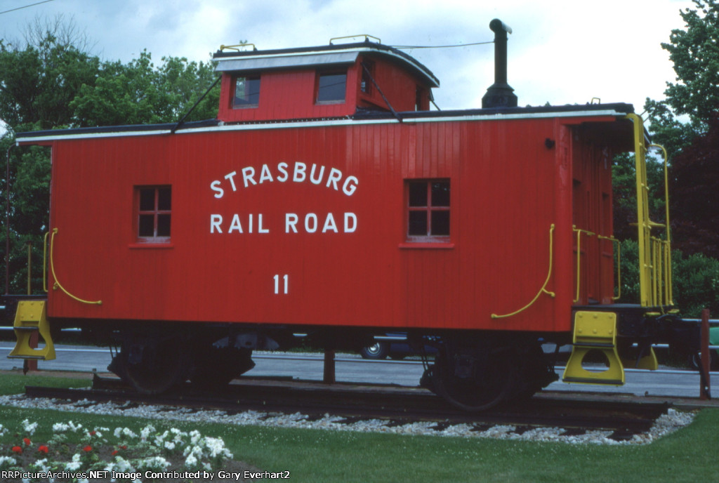 SRC Caboose #11 - Strasburg RR